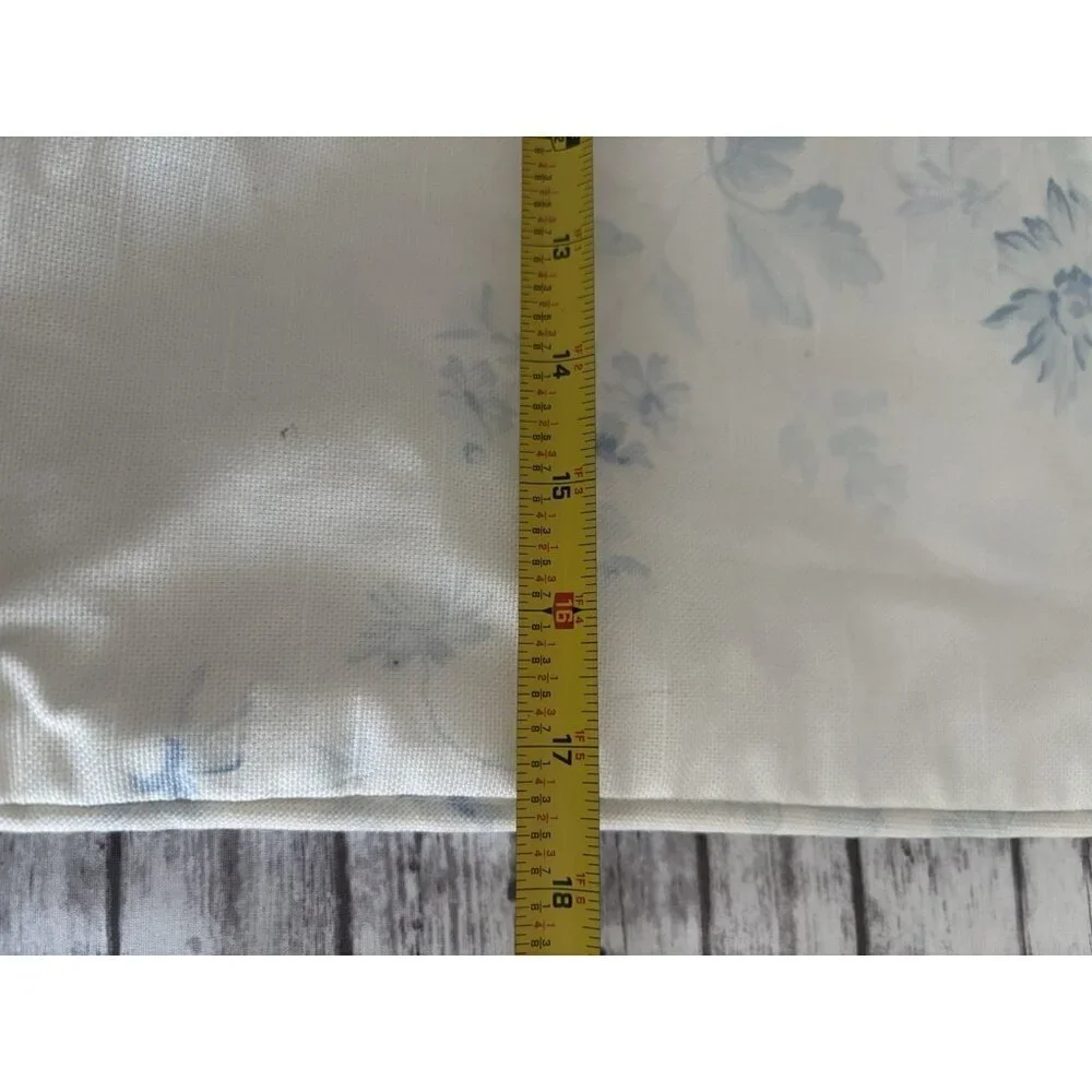 Vintage‎ Flower Decorative PAIR Cotton Square Decorative Pillow Blue Ivory 17